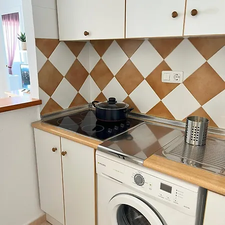 2 Bedrooms トレビエハ